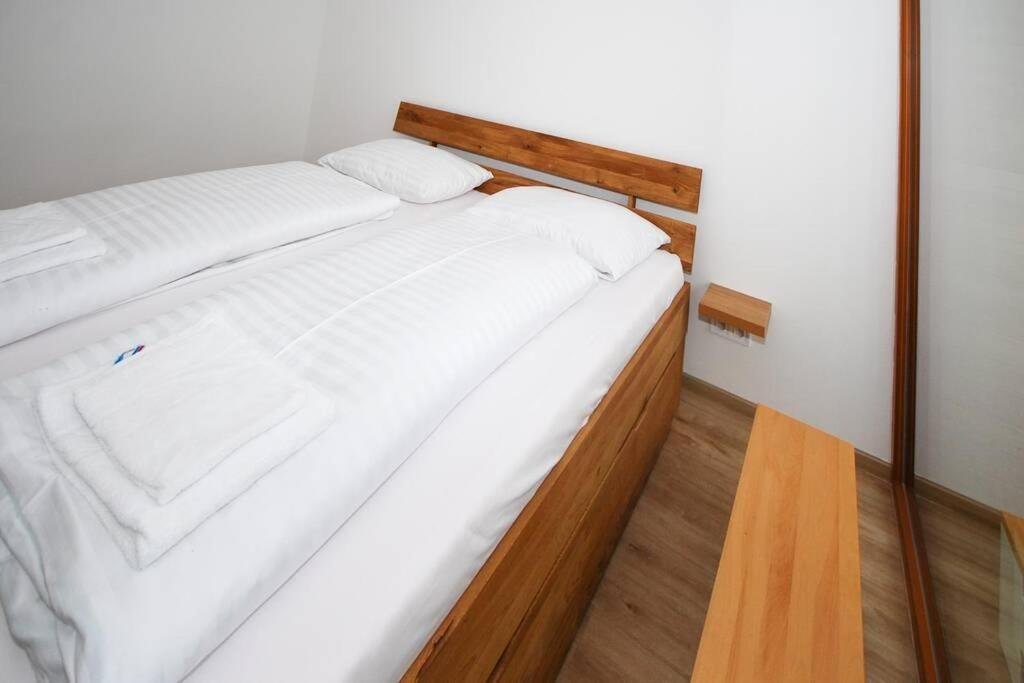 Lipnoport Lakeside Apartment Lipno nad Vltavou Bagian luar foto