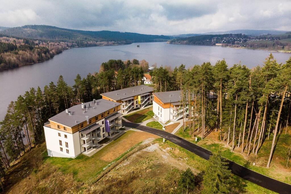 Lipnoport Lakeside Apartment Lipno nad Vltavou Bagian luar foto